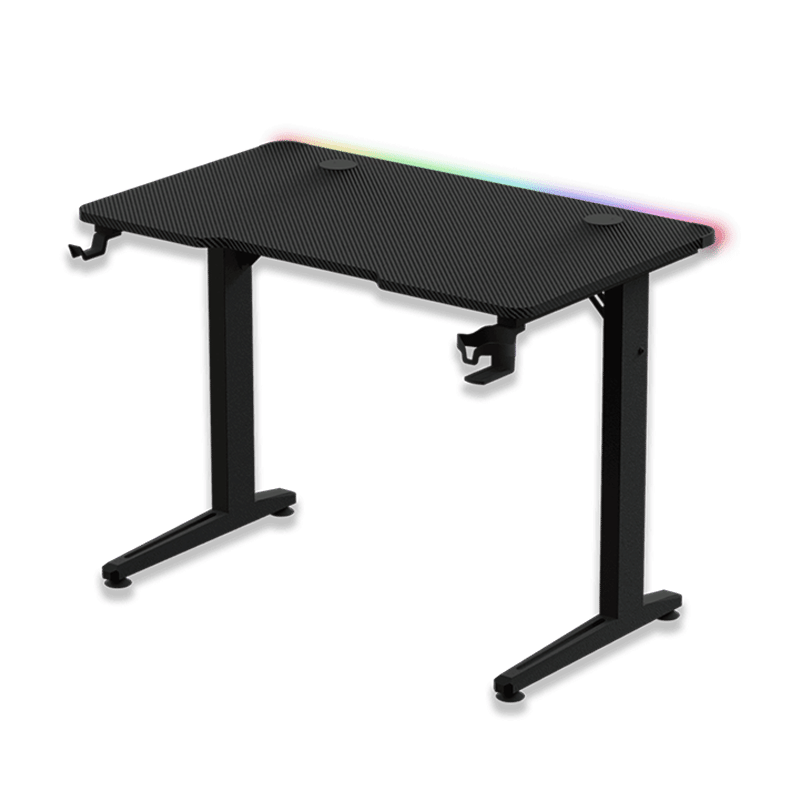 Fantech Tigris RGB gaming sto – izometrijski prikaz sa višebojnom LED trakom na zadnjoj ivici